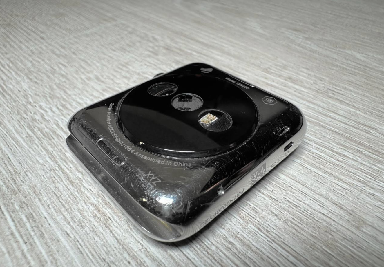 Привет из 2013 года. Невиданные ранее фото одного из самых первых прототипов Apple Watch